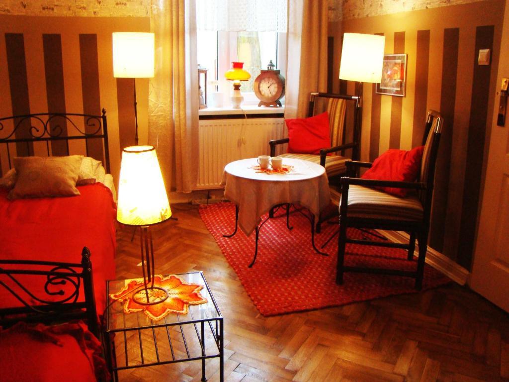 Hostelik Wiktorianski Lodź Bagian luar foto