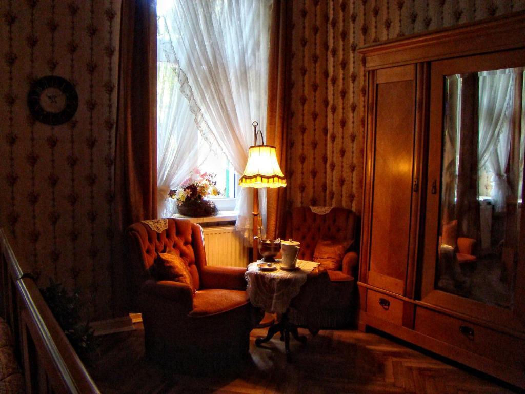 Hostelik Wiktorianski Lodź Bagian luar foto